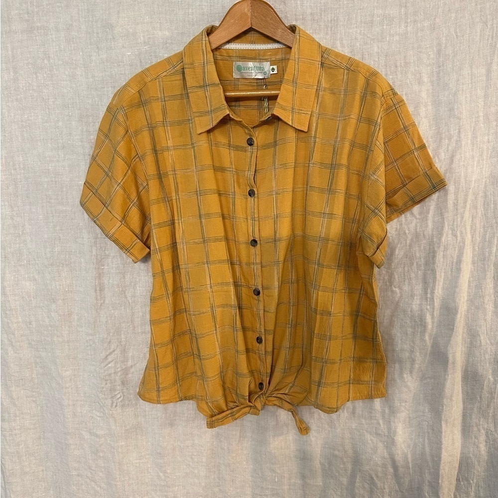 Aventura NWT Women’s Golden Apricot Waverly Top short sleeve Size XL